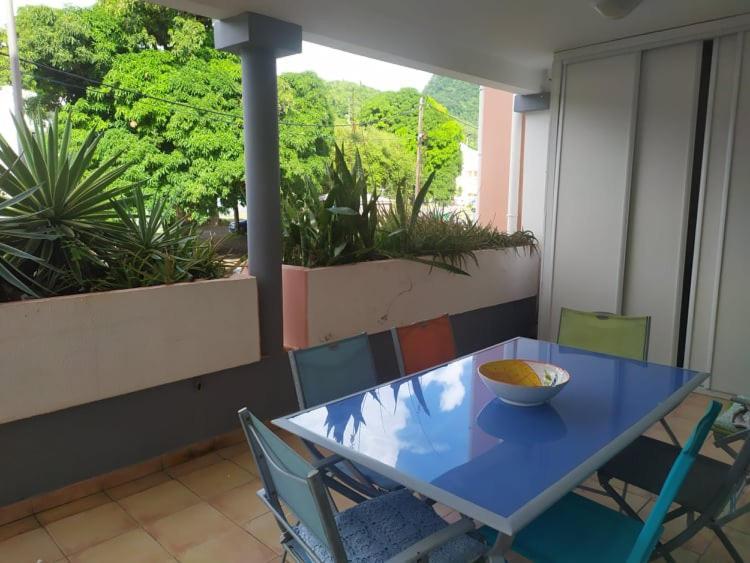 Charmant Appartement En Bord De Mer Avec Piscine Gourbeyre Esterno foto
