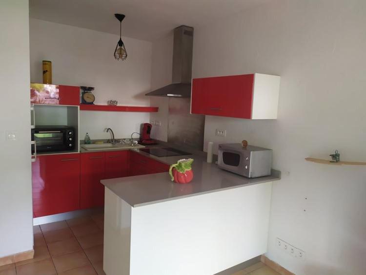 Charmant Appartement En Bord De Mer Avec Piscine Gourbeyre Esterno foto