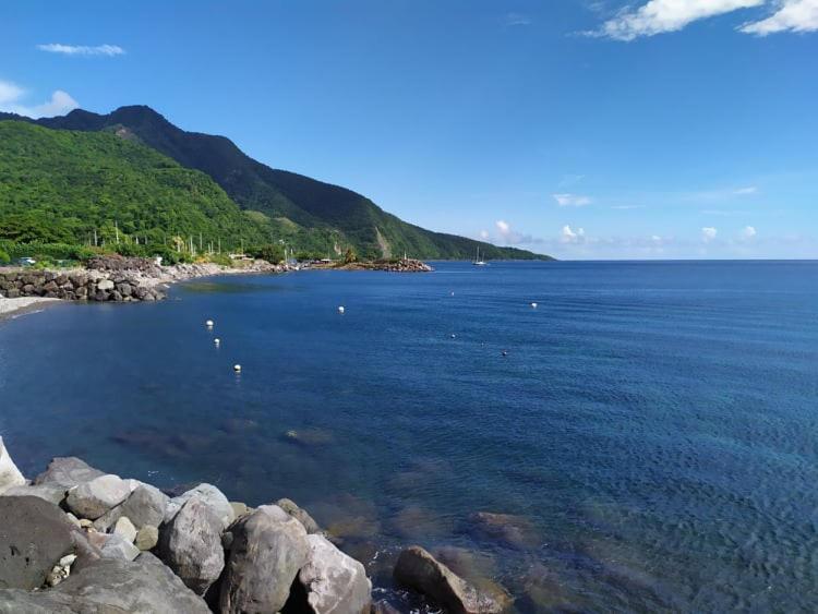 Charmant Appartement En Bord De Mer Avec Piscine Gourbeyre Esterno foto